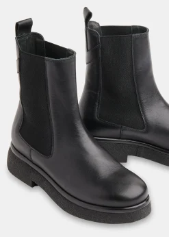 Black Aelin Chelsea Boot