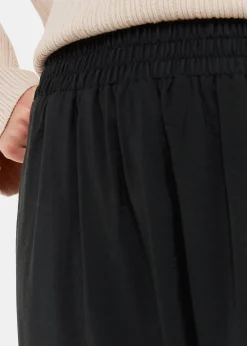 Black Eva Elasticated Waist Skirt