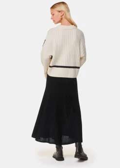 Black Knitted Pleated Skirt