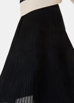 Black Knitted Pleated Skirt