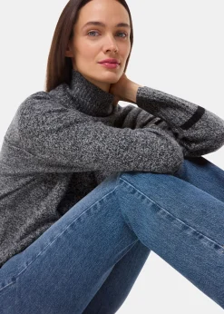 Denim Stretch Bootcut Jean