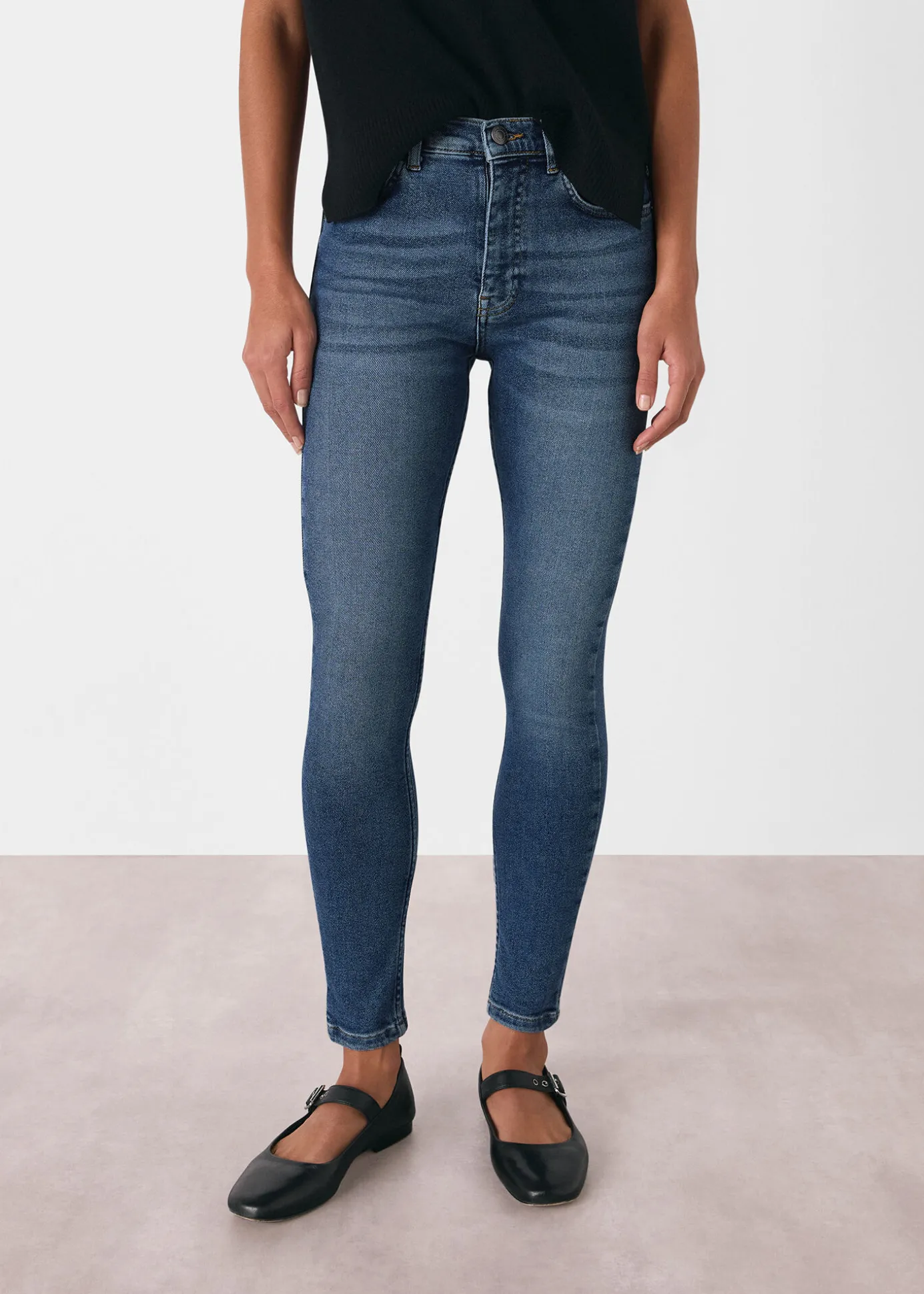 Denim Stretch Sculpted Skinny Jean