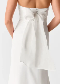 Ivory Ellis Strapless Wedding Dress