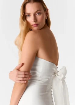 Ivory Ellis Strapless Wedding Dress